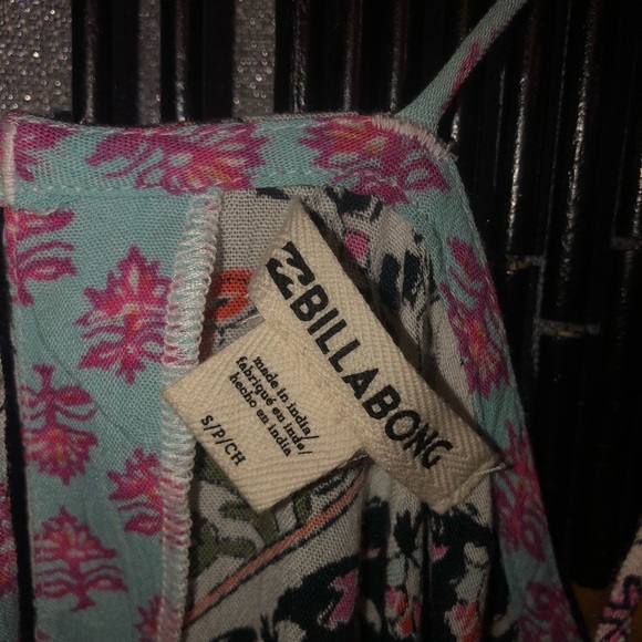 Billabong dress - Picture 6 of 8